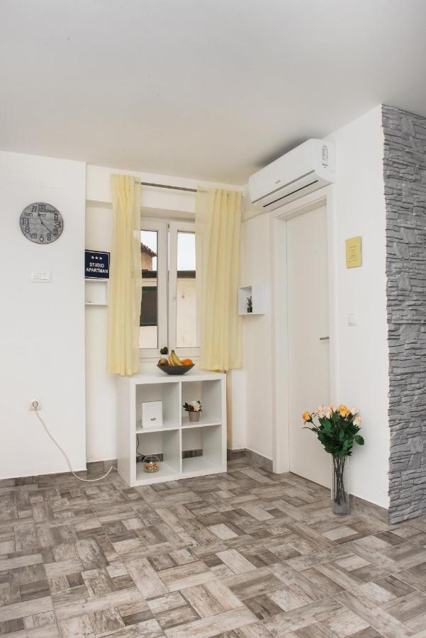 Studio Apartment Bilic Szybenik Zewnętrze zdjęcie